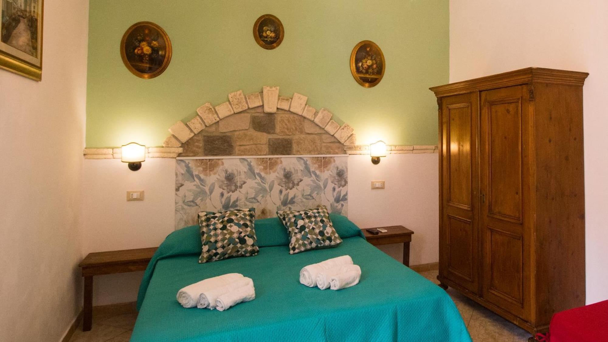 トロペーア Imperium Bed & Breakfast エクステリア 写真